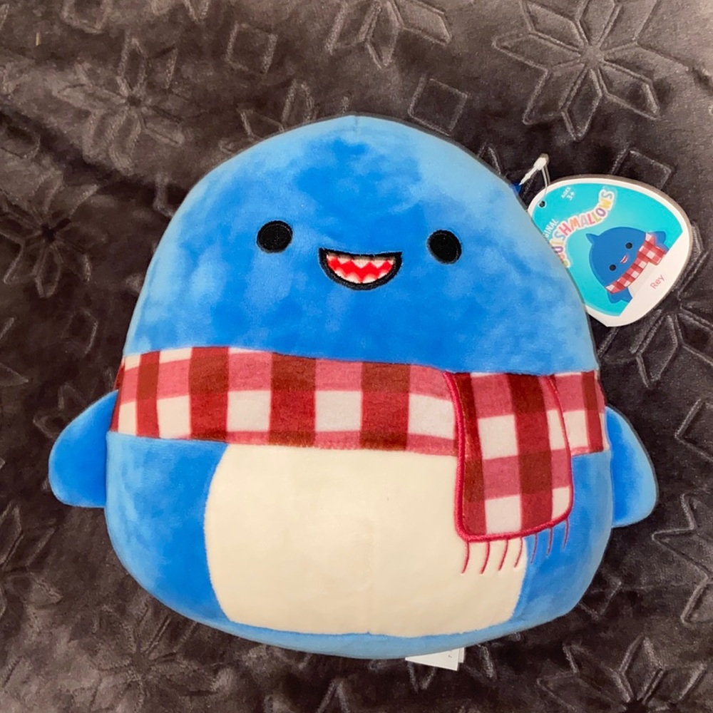 Brand New Rey the Shark squishmellow!